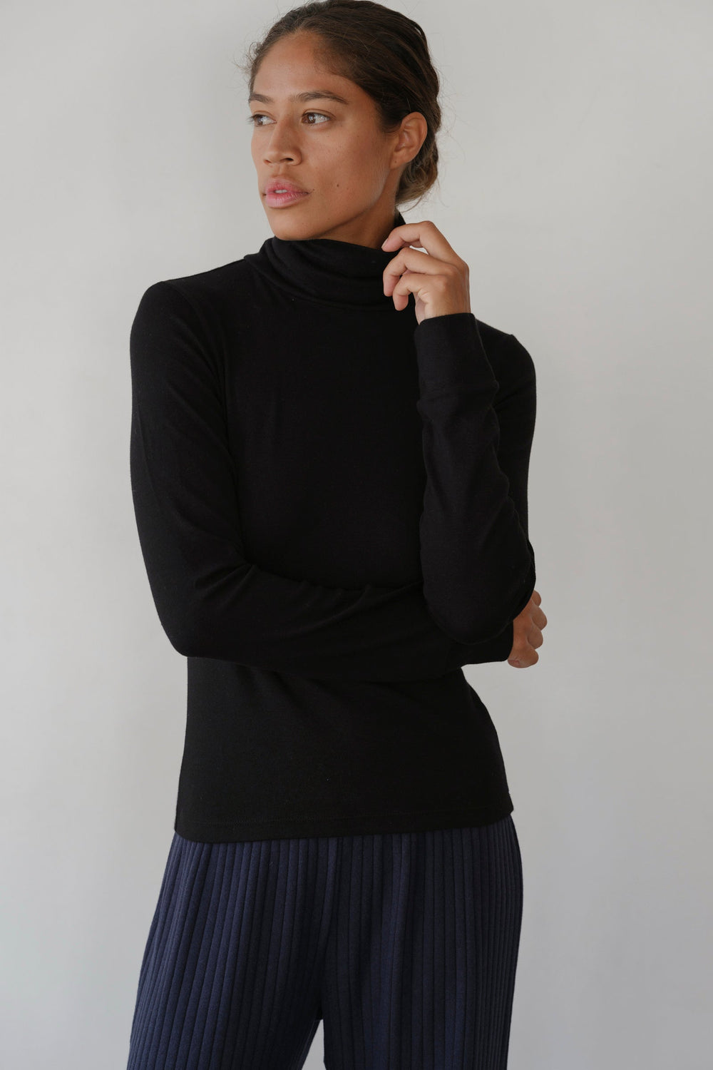 DONNI The Baby Rib Turtleneck - Jet