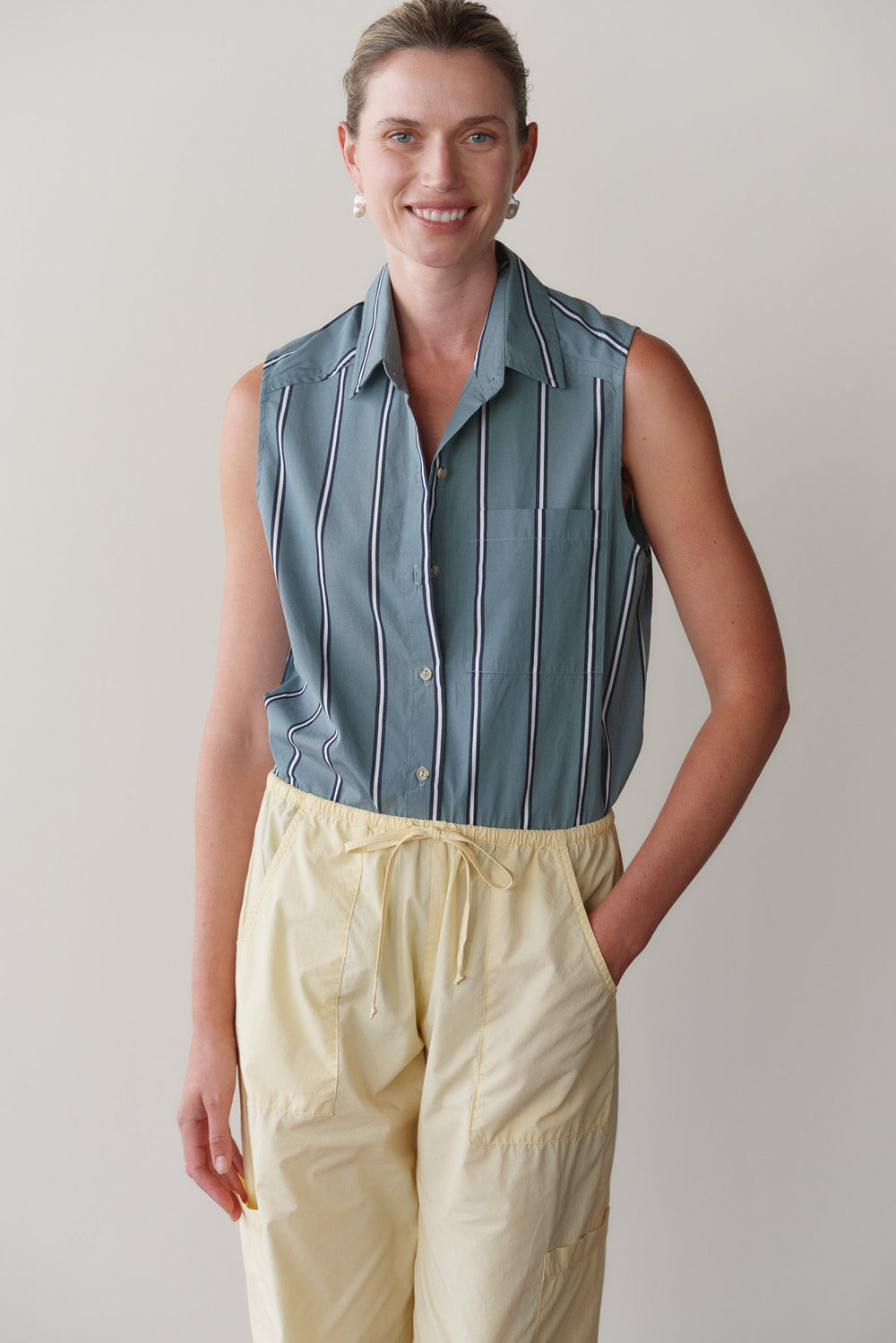 DONNI The Pop Sleeveless Shirt - sage