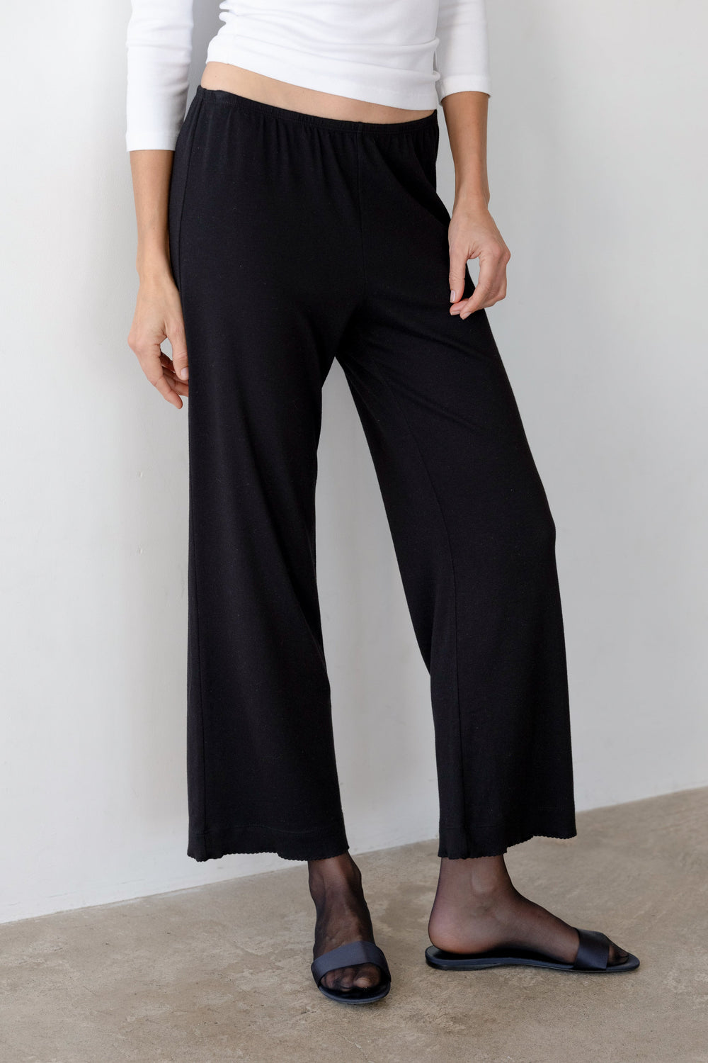 DONNI The Baby Rib Scallop Pant - Jet
