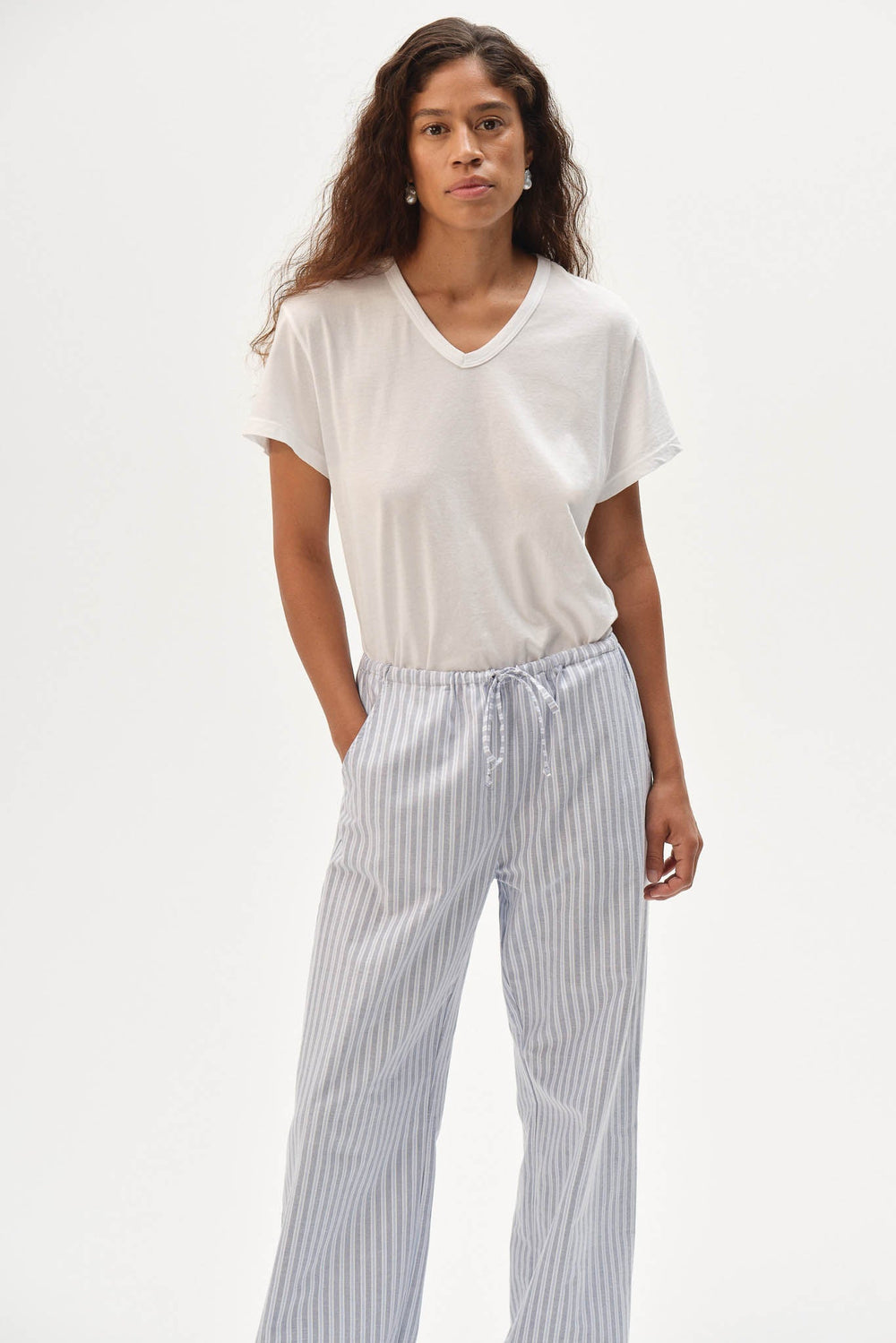 DONNI The Jersey V-Neck Tee - Powder