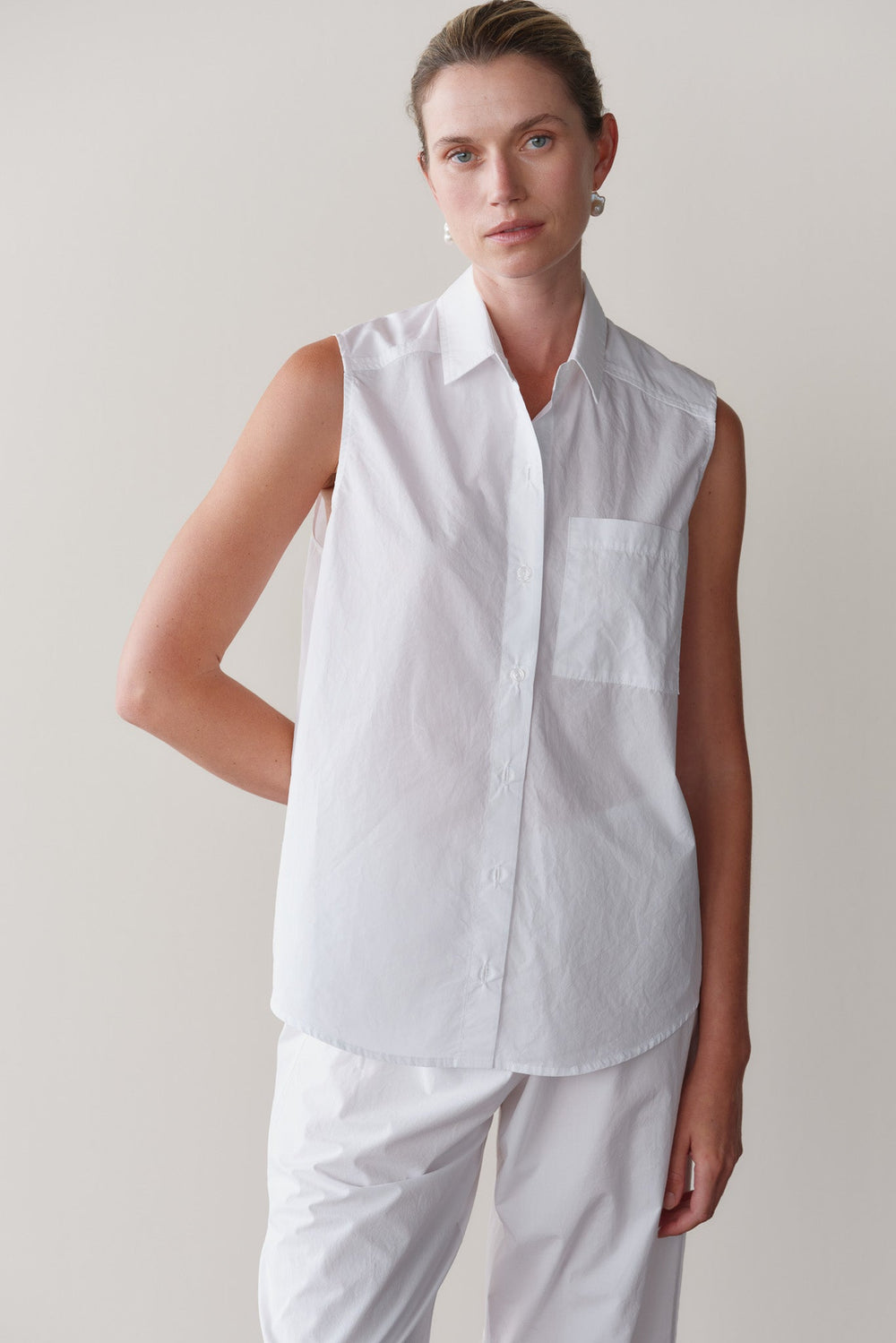 DONNI The Pop Sleeveless Shirt - Powder