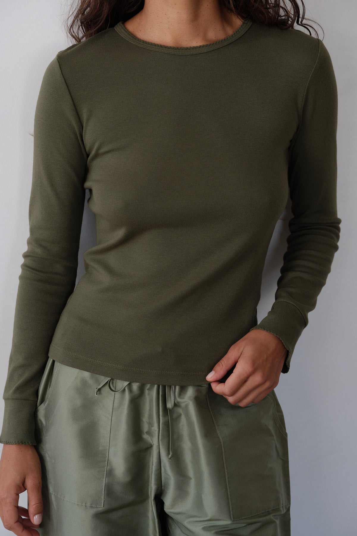DONNI The Baby Rib Scallop Long Sleeve - Oregano