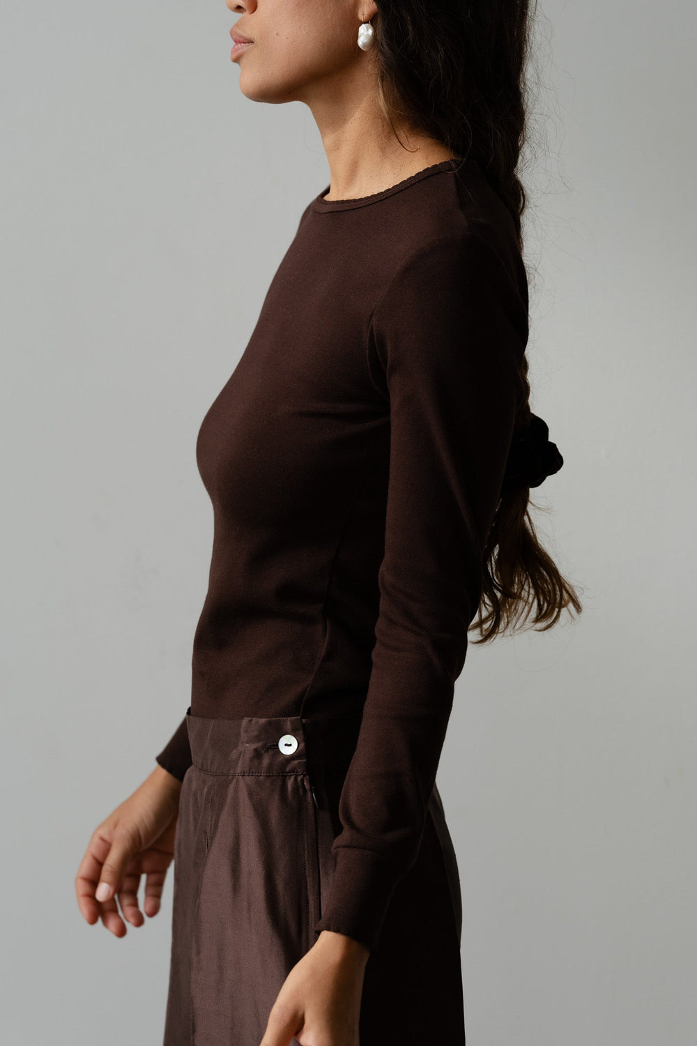 DONNI The Baby Rib Scallop Long Sleeve - Espresso