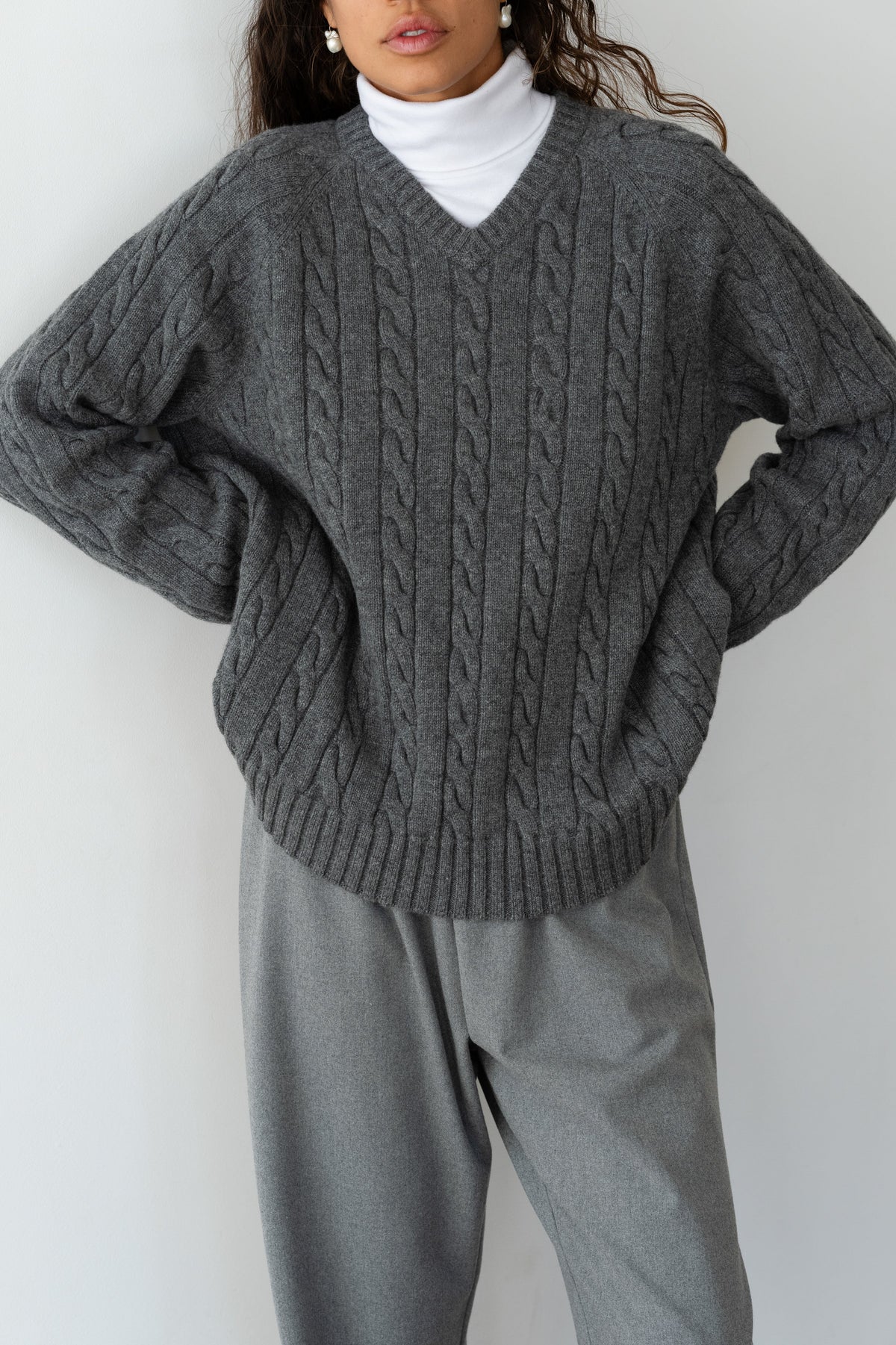 DONNI The Cable V-Neck Sweater - Charcoal-Grey