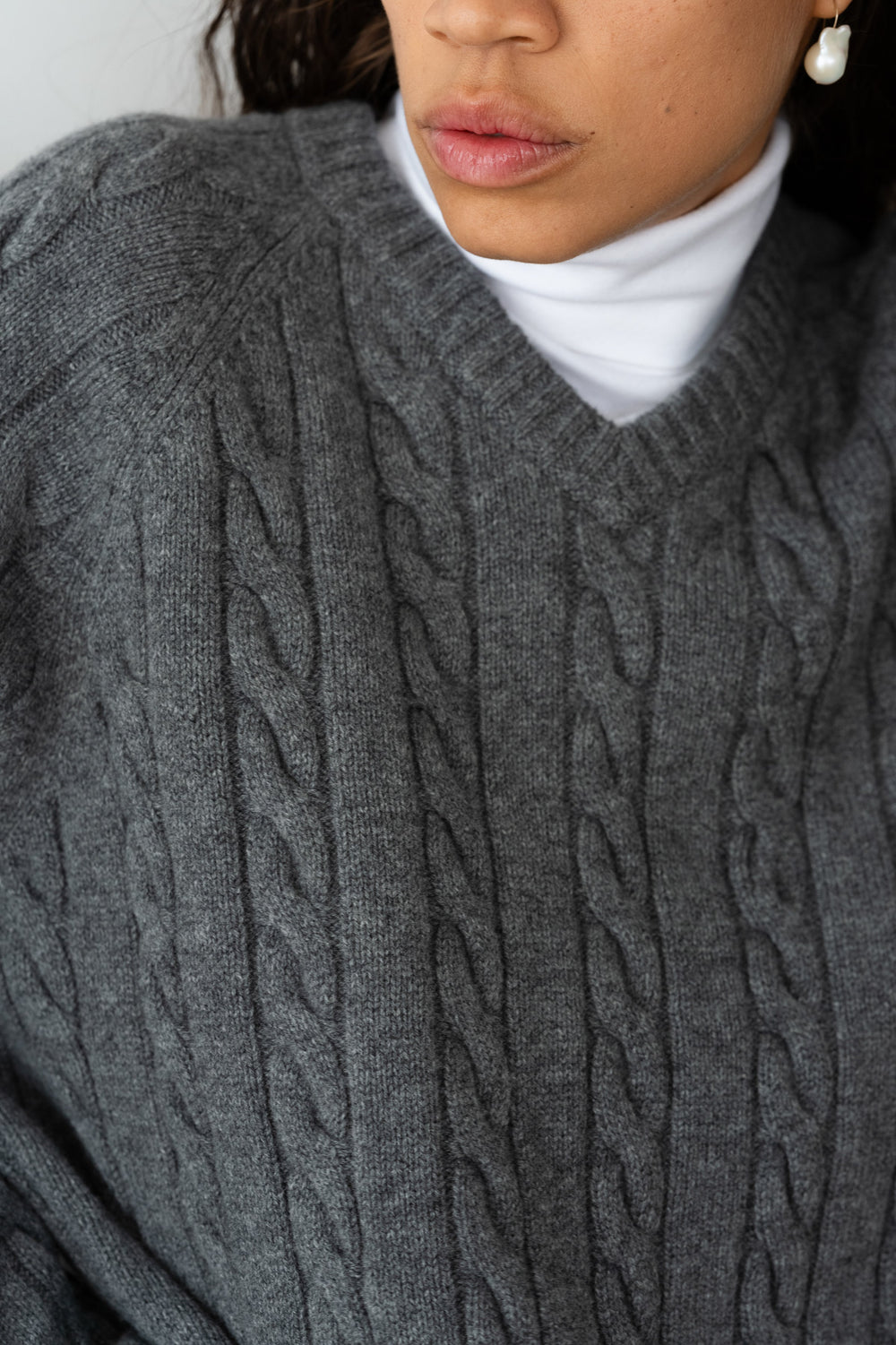 DONNI The Cable V-Neck Sweater - Charcoal-Grey