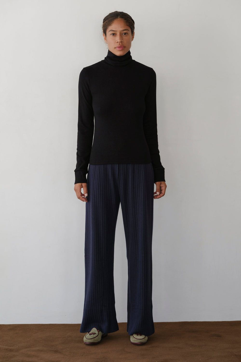 DONNI The Baby Rib Turtleneck - Jet