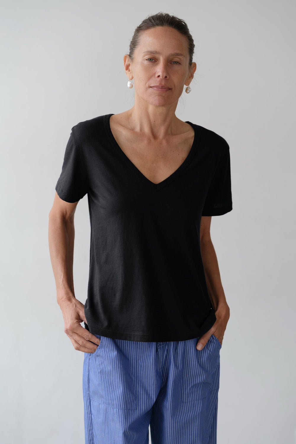 DONNI The Jersey Relaxed V-Neck - Jet