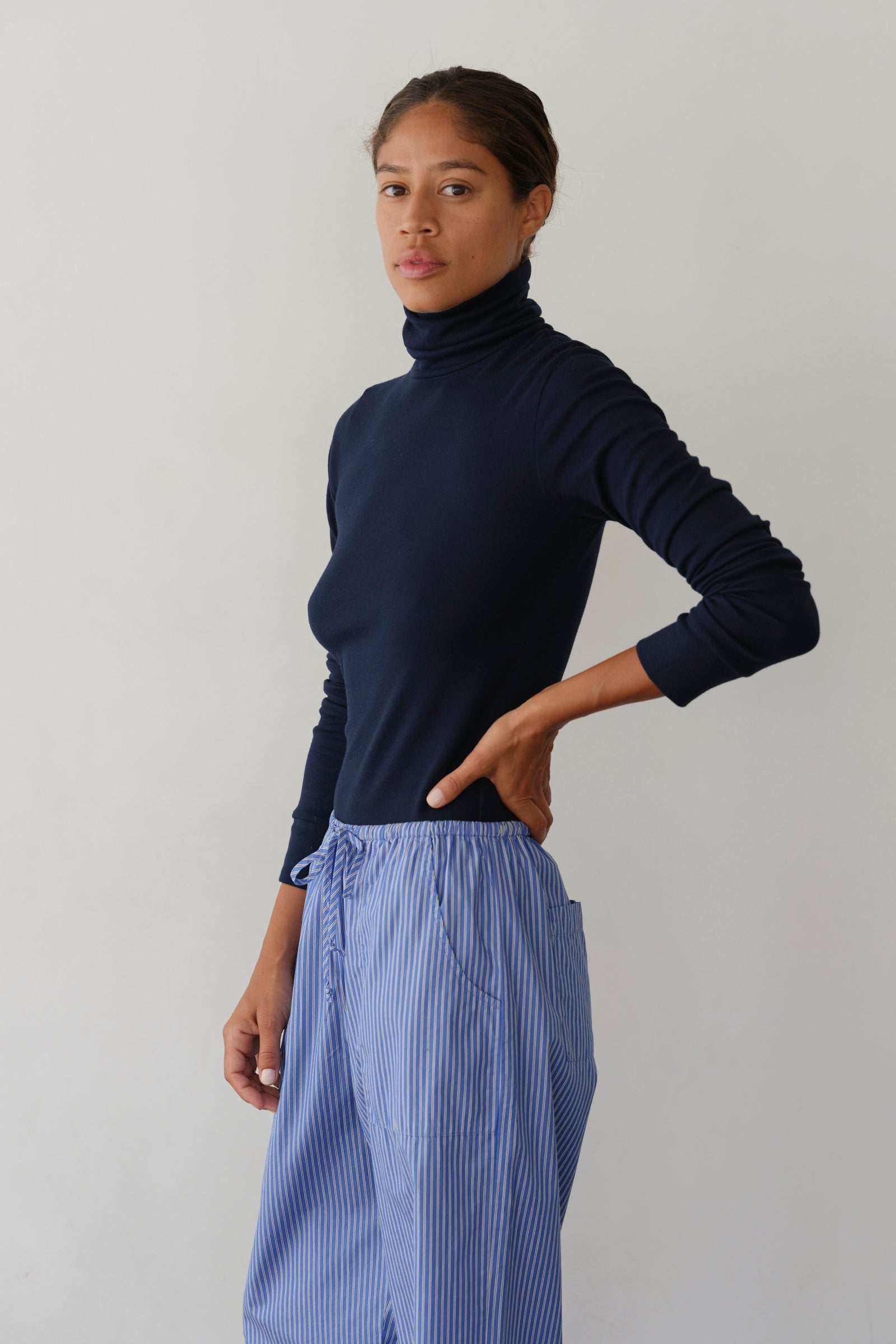 DONNI The Baby Rib Turtleneck - Navy