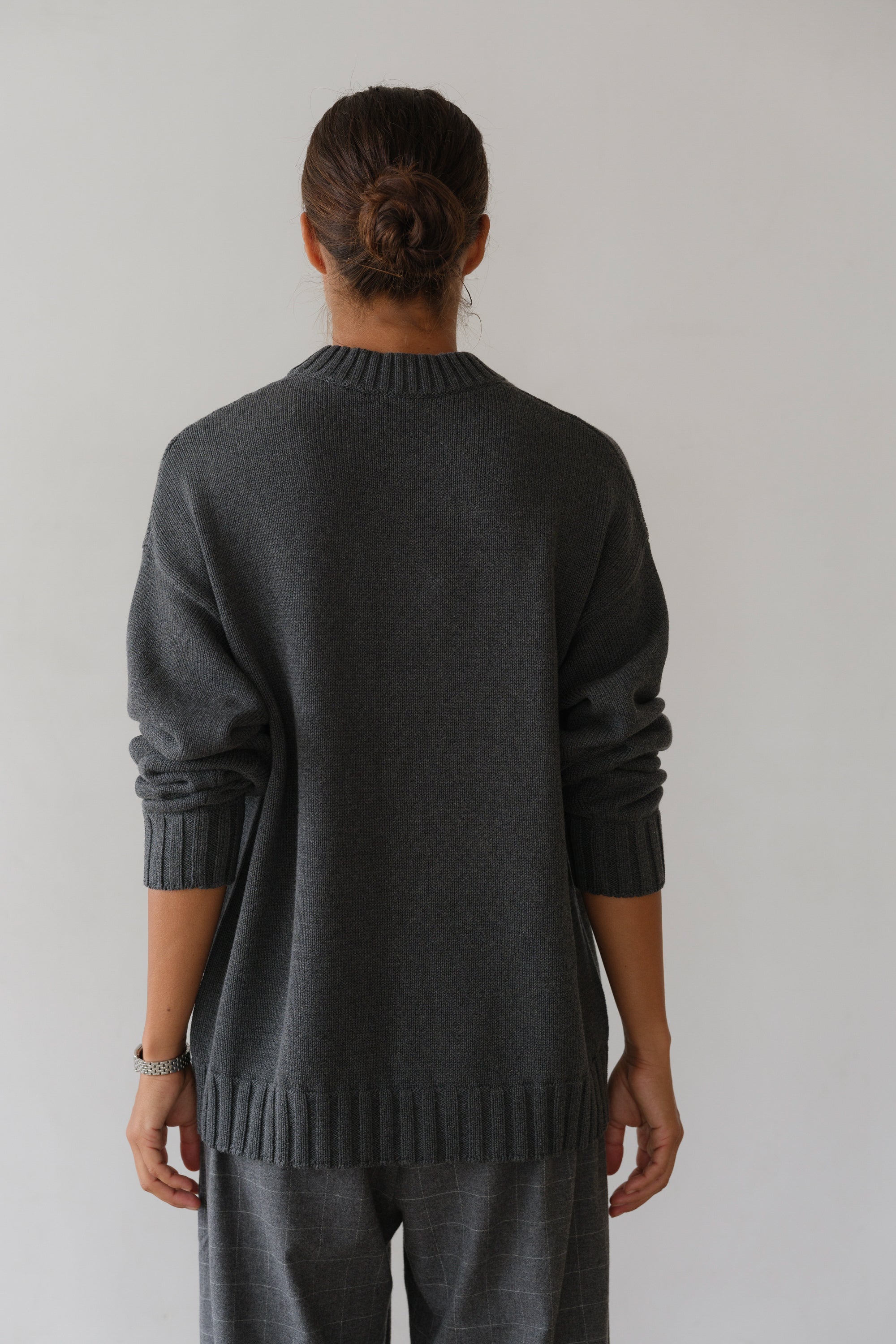 DONNI The Cotton Cashmere Crewneck Sweater - Charcoal-Grey