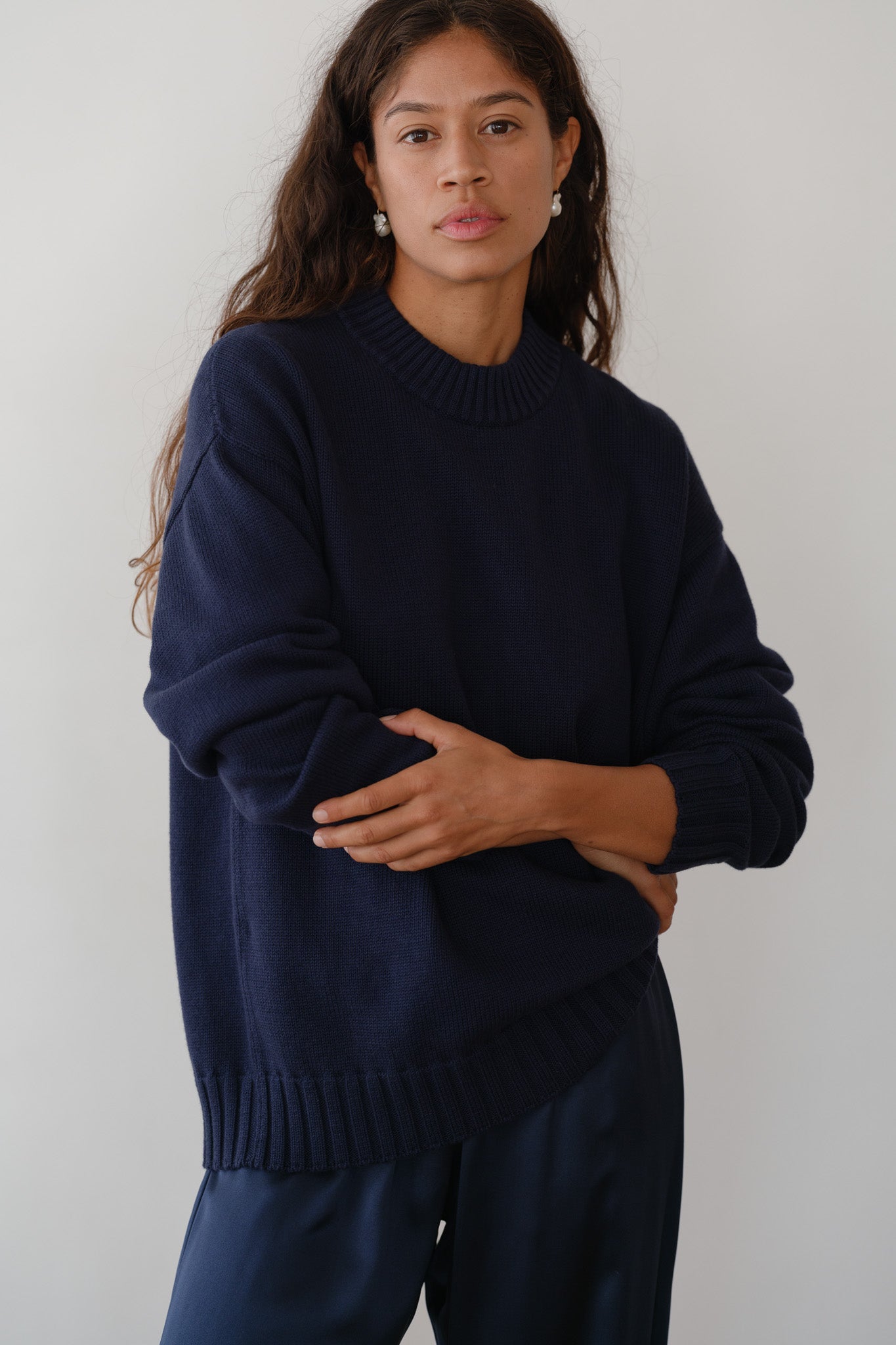 DONNI The Cotton Cashmere Crewneck Sweater - Navy