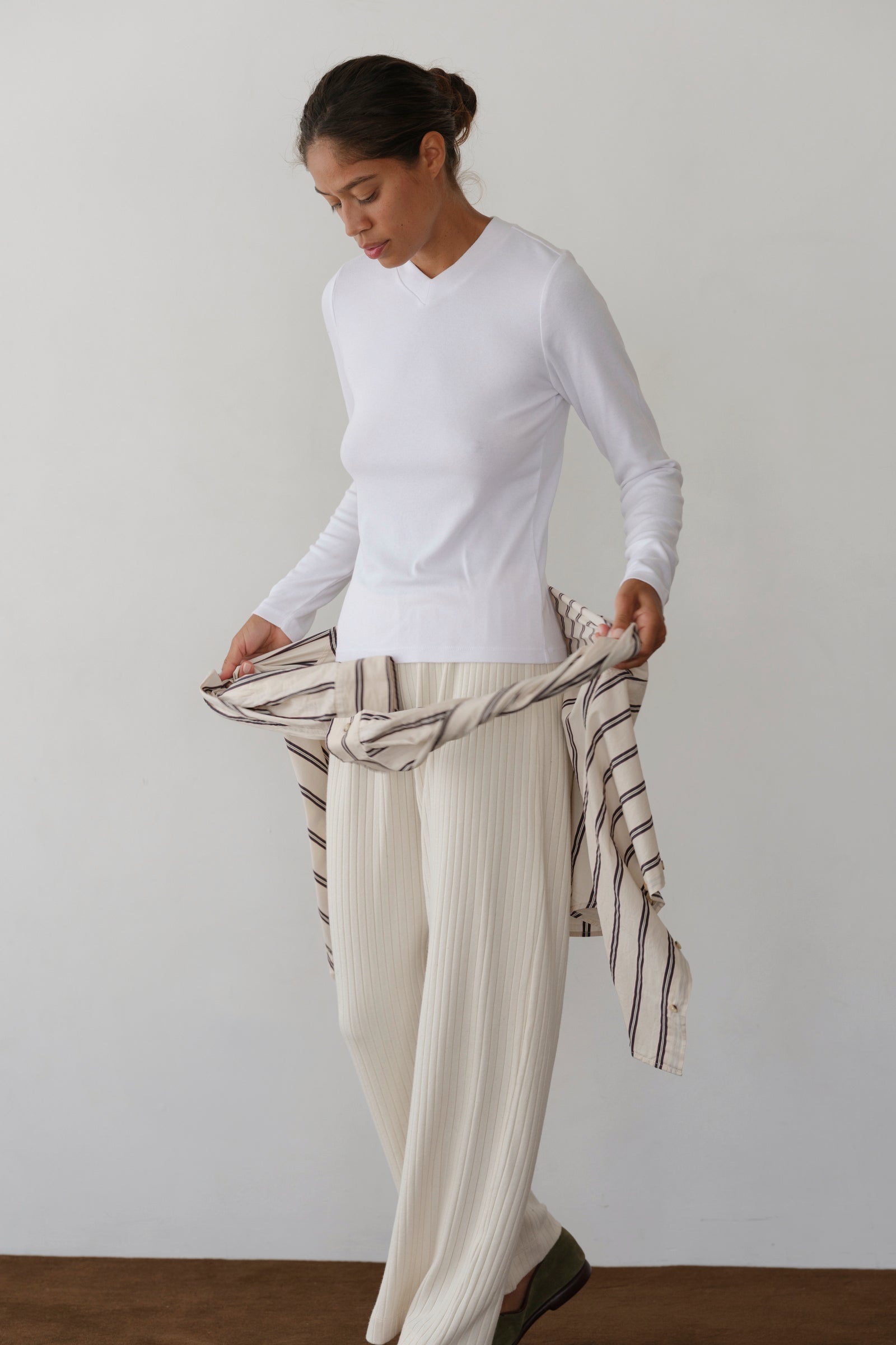 DONNI The Baby Rib V-Neck Long Sleeve - Powder