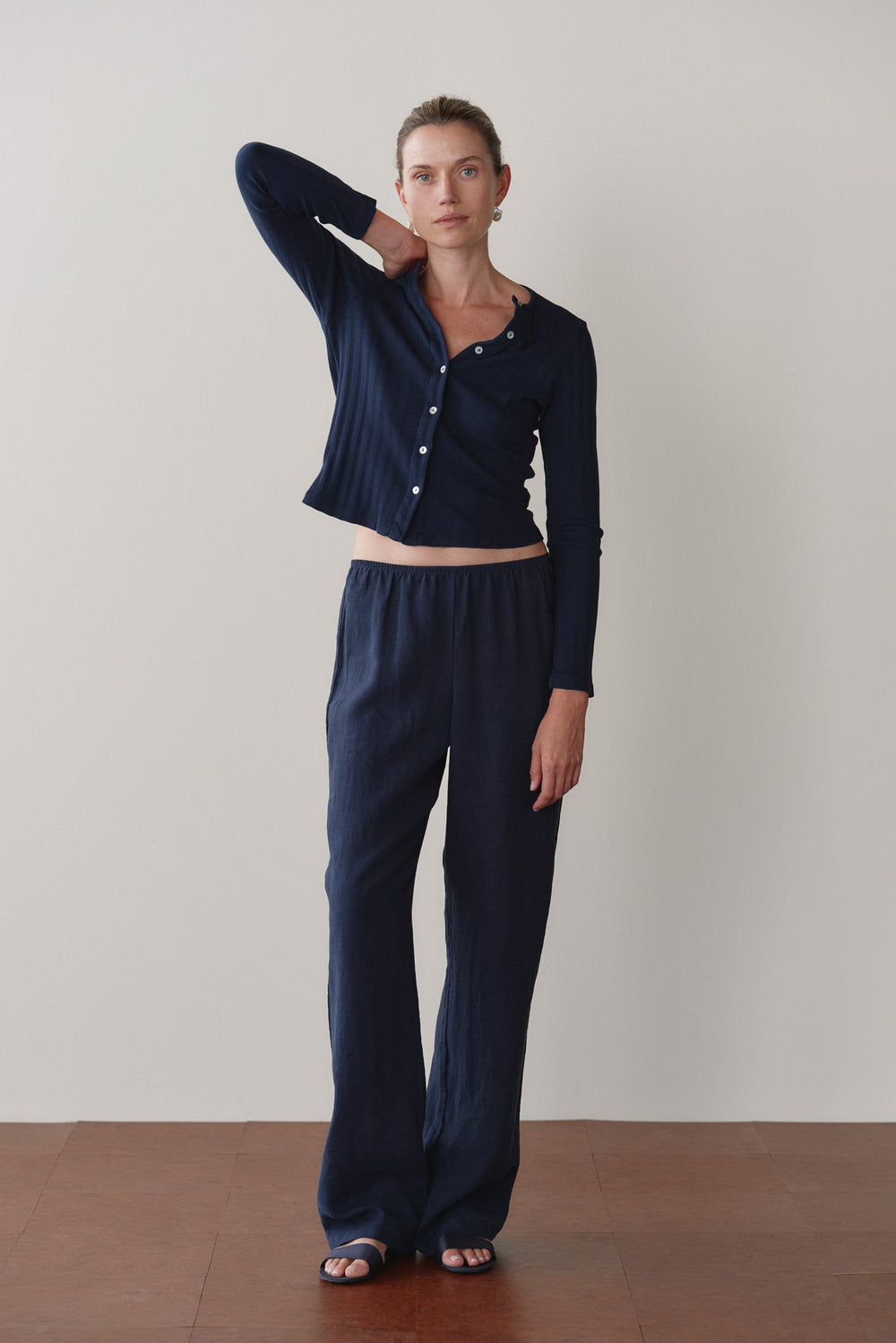 DONNI Navy Linen Simple Pant - Navy
