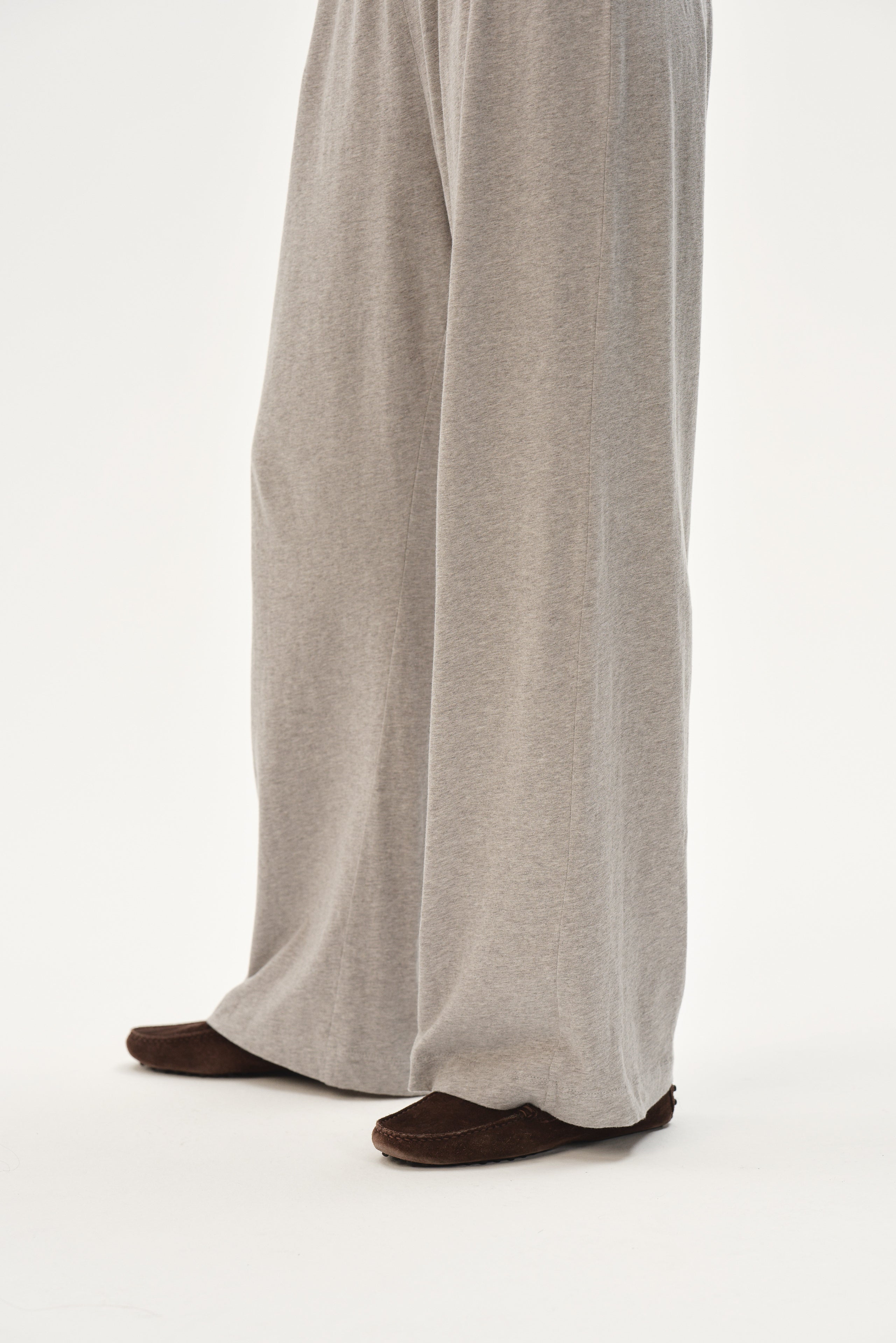 DONNI The Jersey Simple Crop Pant - Heather Grey