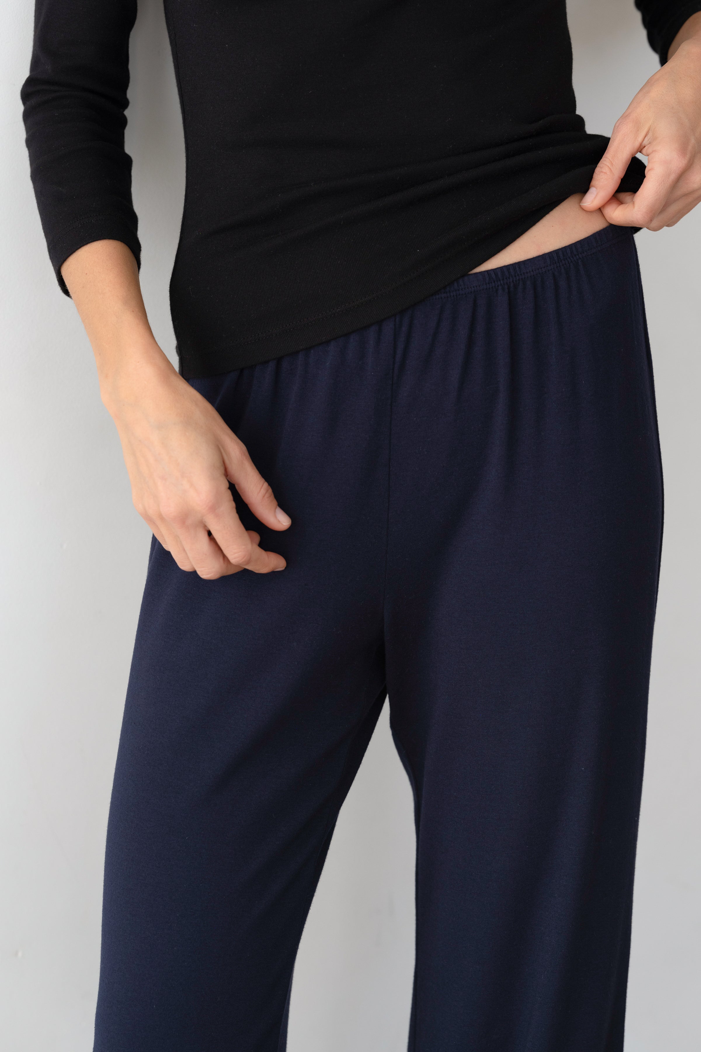 DONNI The Baby Rib Scallop Pant - Navy