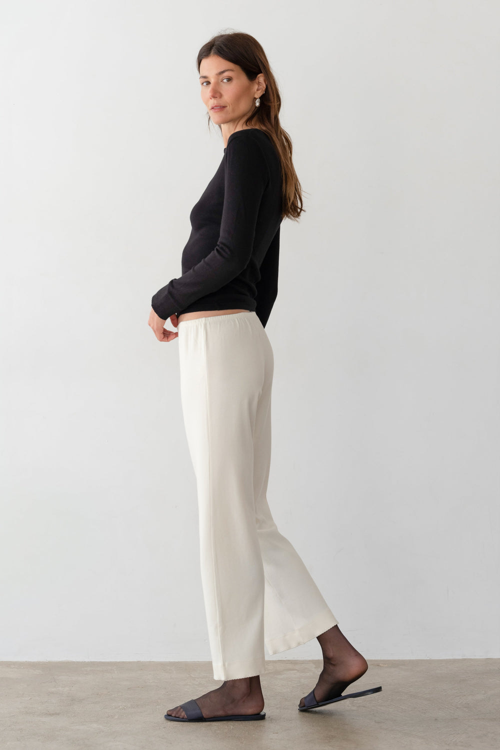 DONNI Creme Baby Rib Scallop Pant - Creme