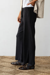 DONNI The Pointelle Simple Crop Pant - Charcoal Grey