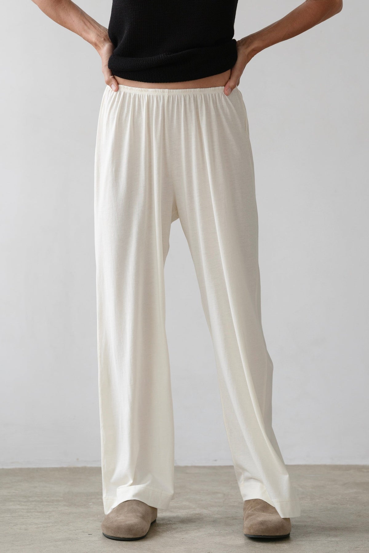 DONNI The Jersey Simple Crop Pant - Creme