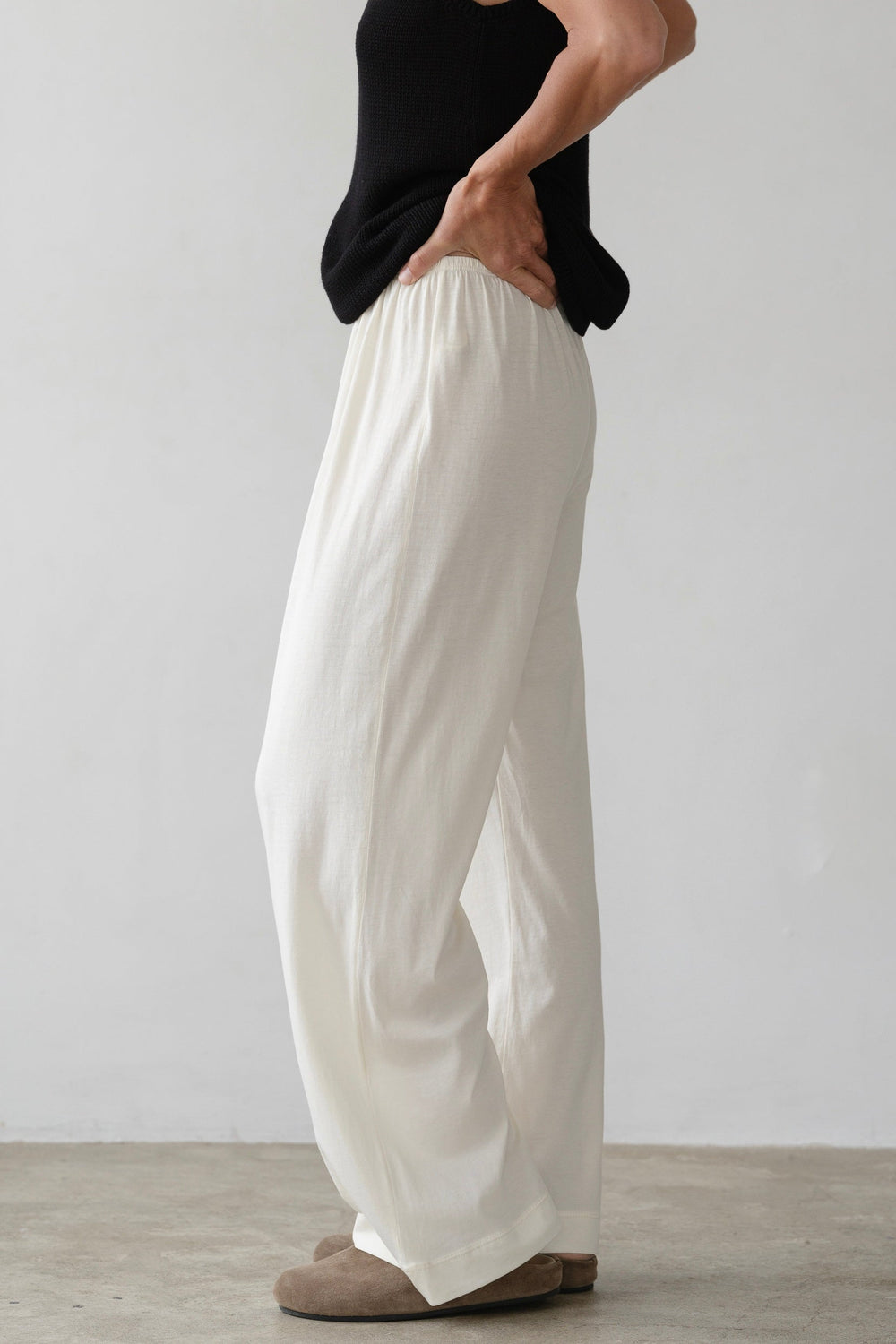 DONNI The Jersey Simple Crop Pant - Creme