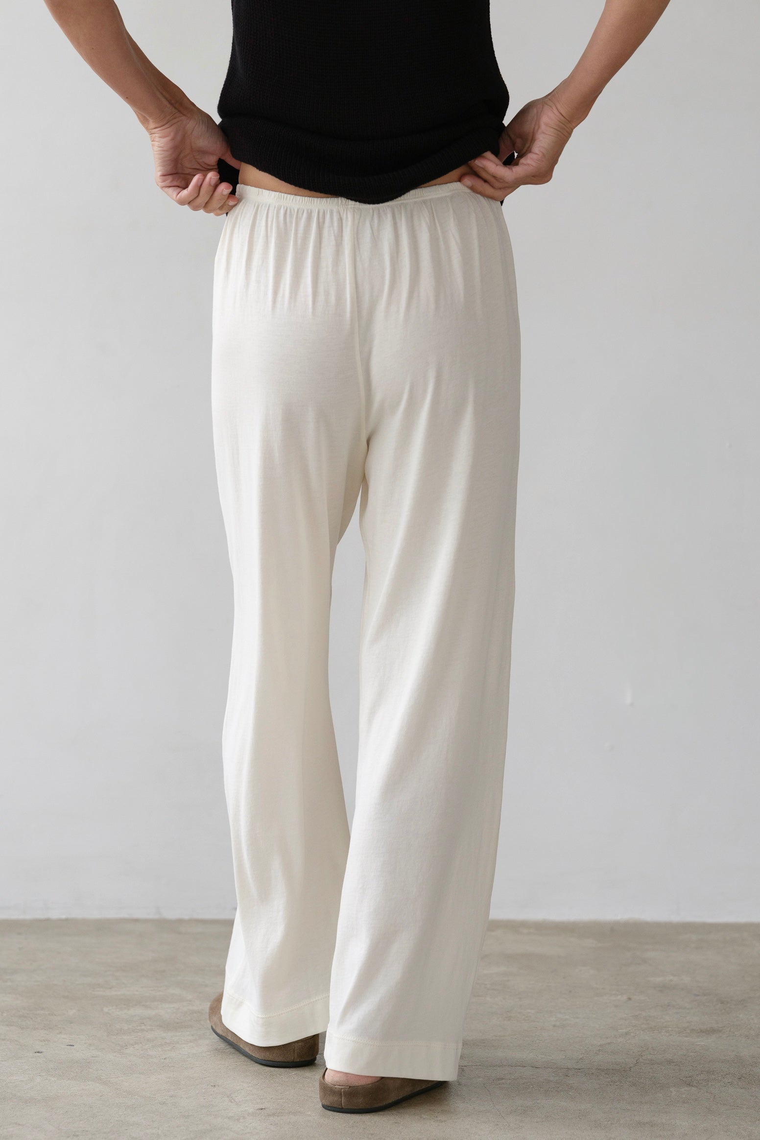 DONNI The Jersey Simple Crop Pant - Creme