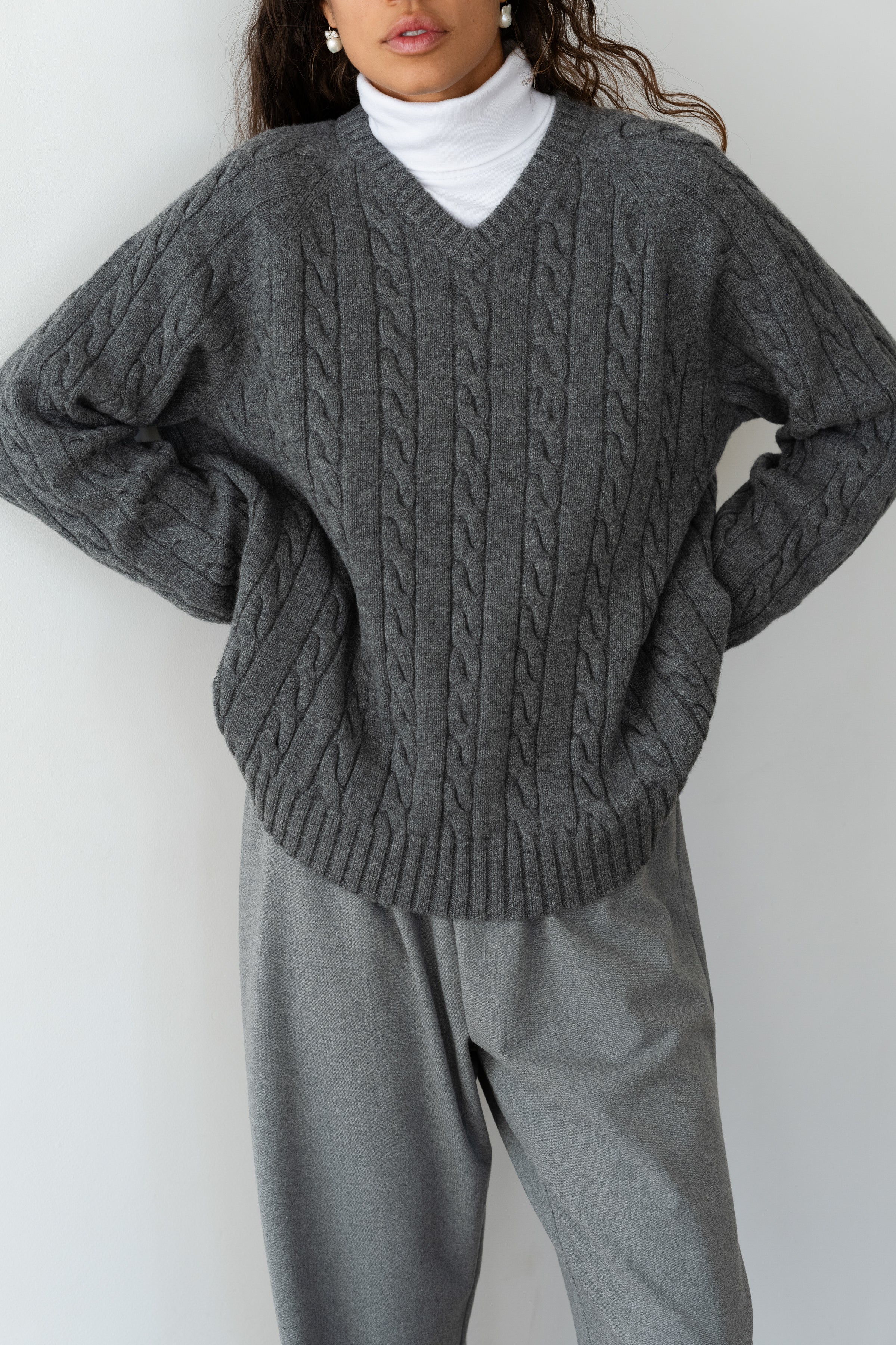 DONNI The Cable V-Neck Sweater - Charcoal-Grey