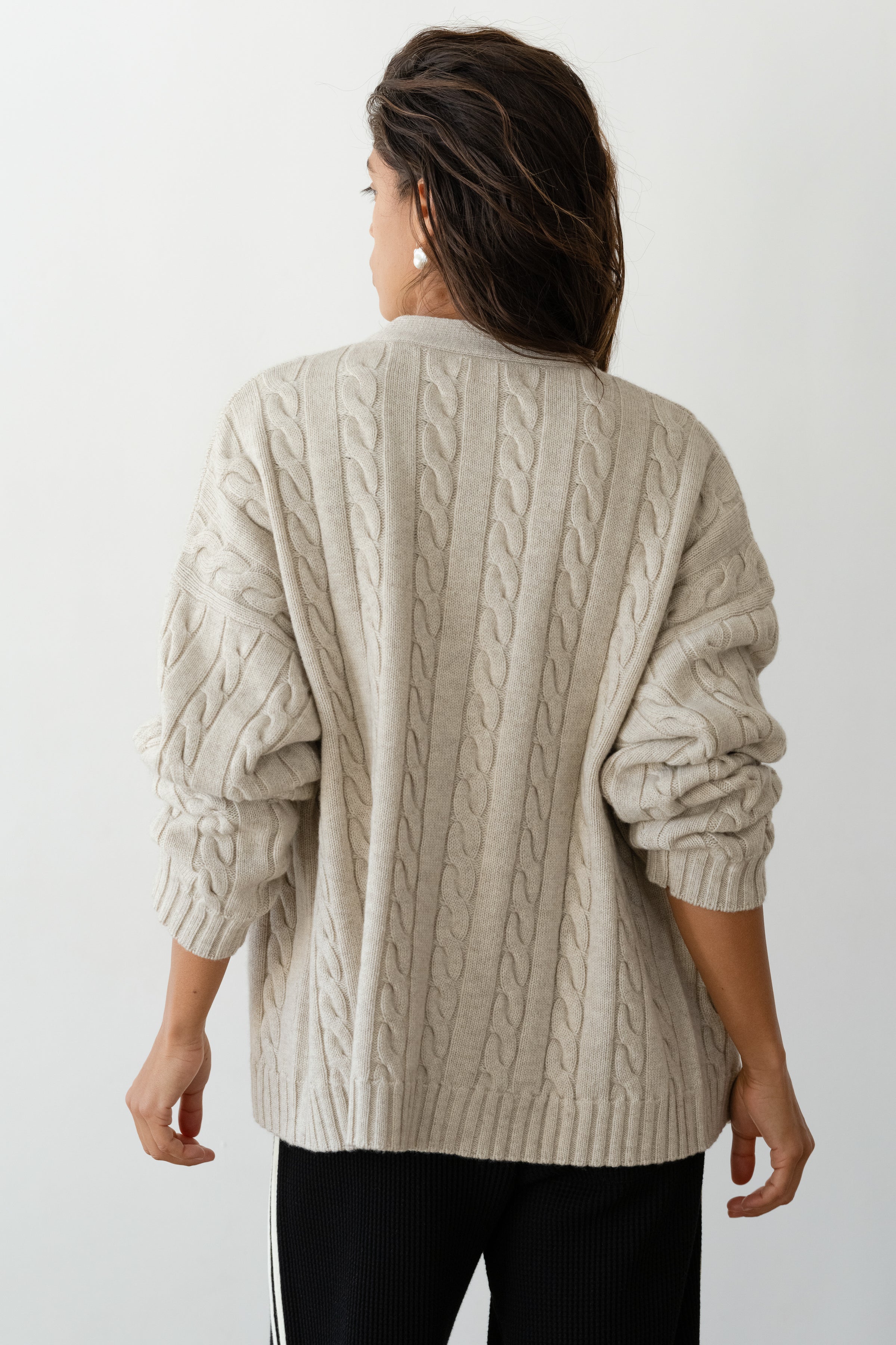 DONNI The Cable V-Neck Cardigan - Oatmeal