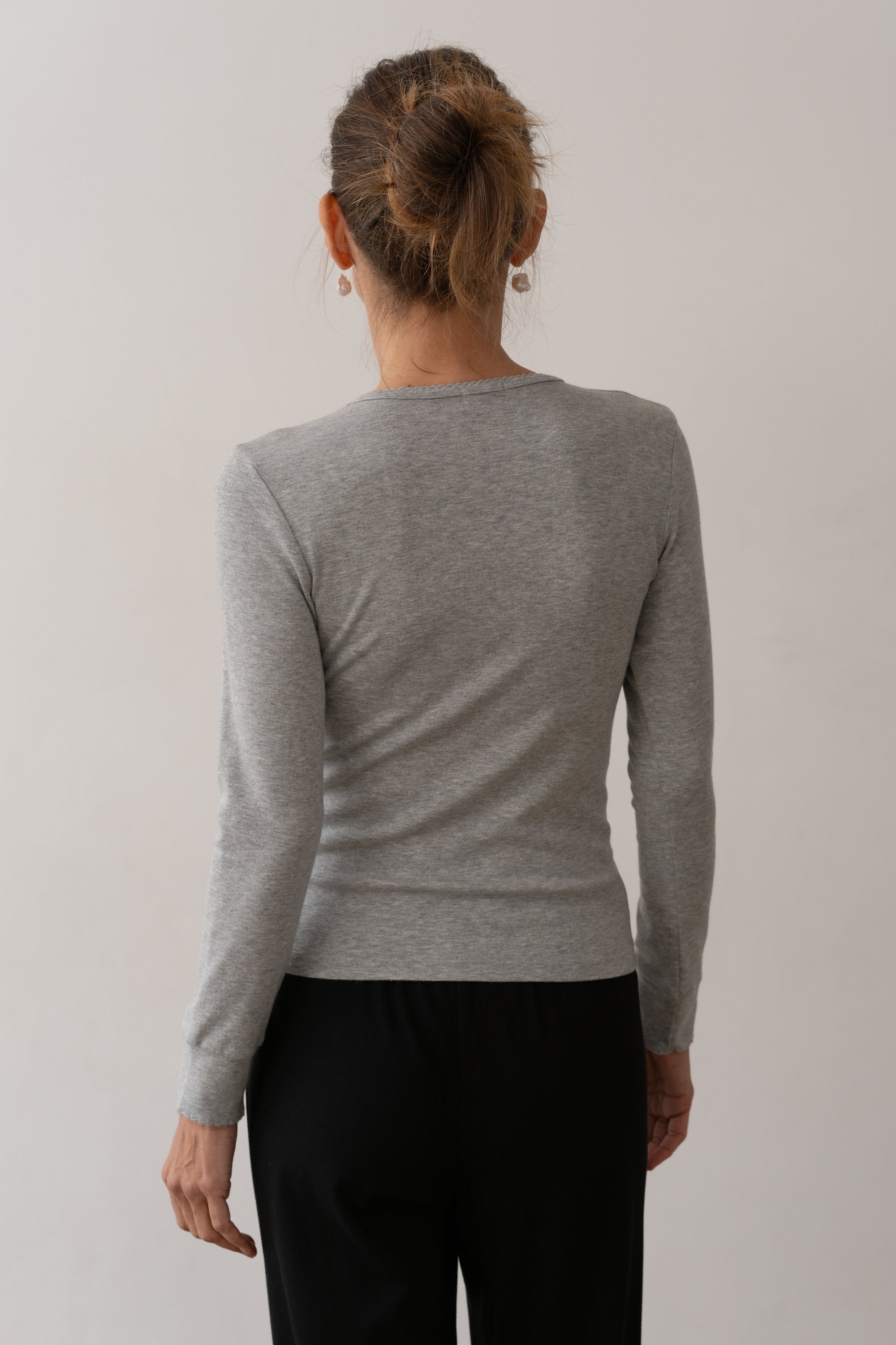 DONNI Heather Grey Baby Rib Scallop Long Sleeve - Heather-Grey