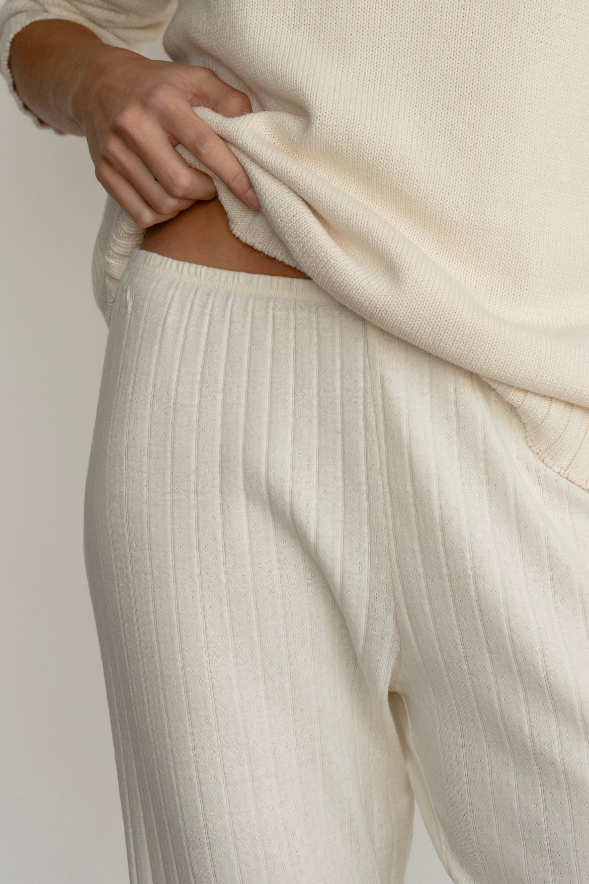 DONNI Creme Pointelle Simple Crop Pant - Creme