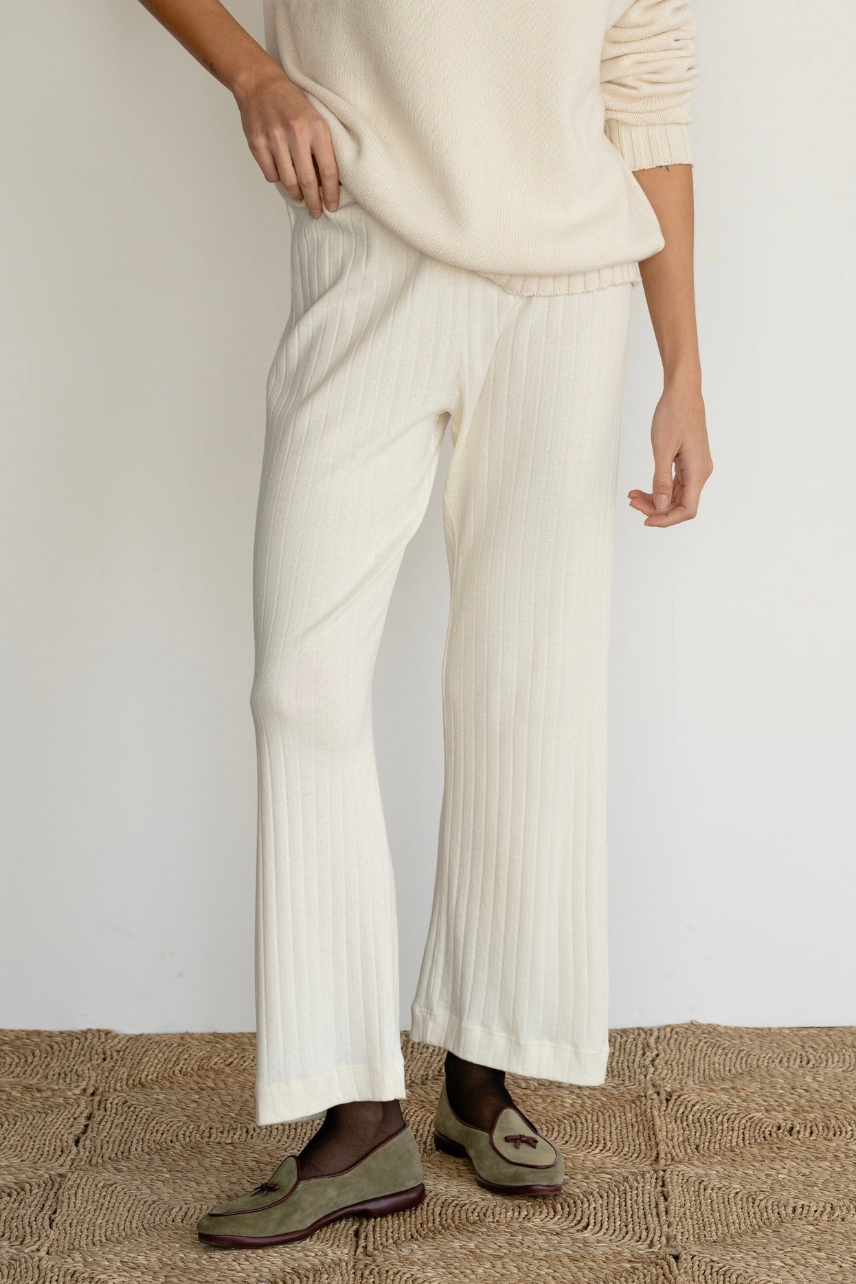 DONNI Creme Pointelle Simple Crop Pant - Creme