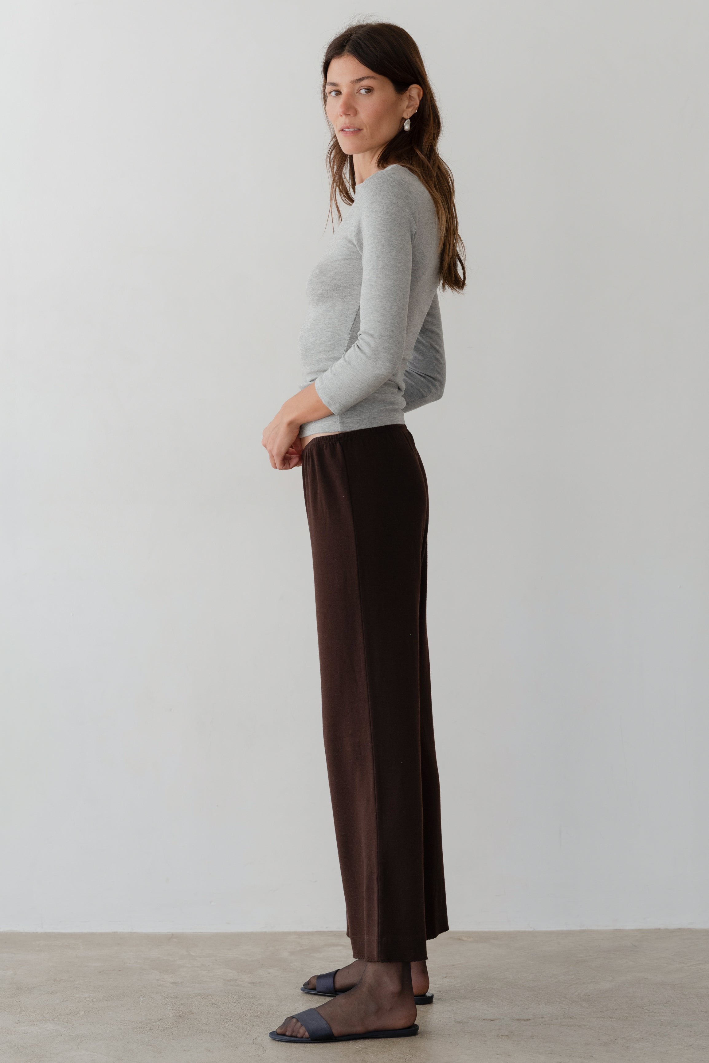 DONNI The Baby Rib Scallop Pant - Espresso