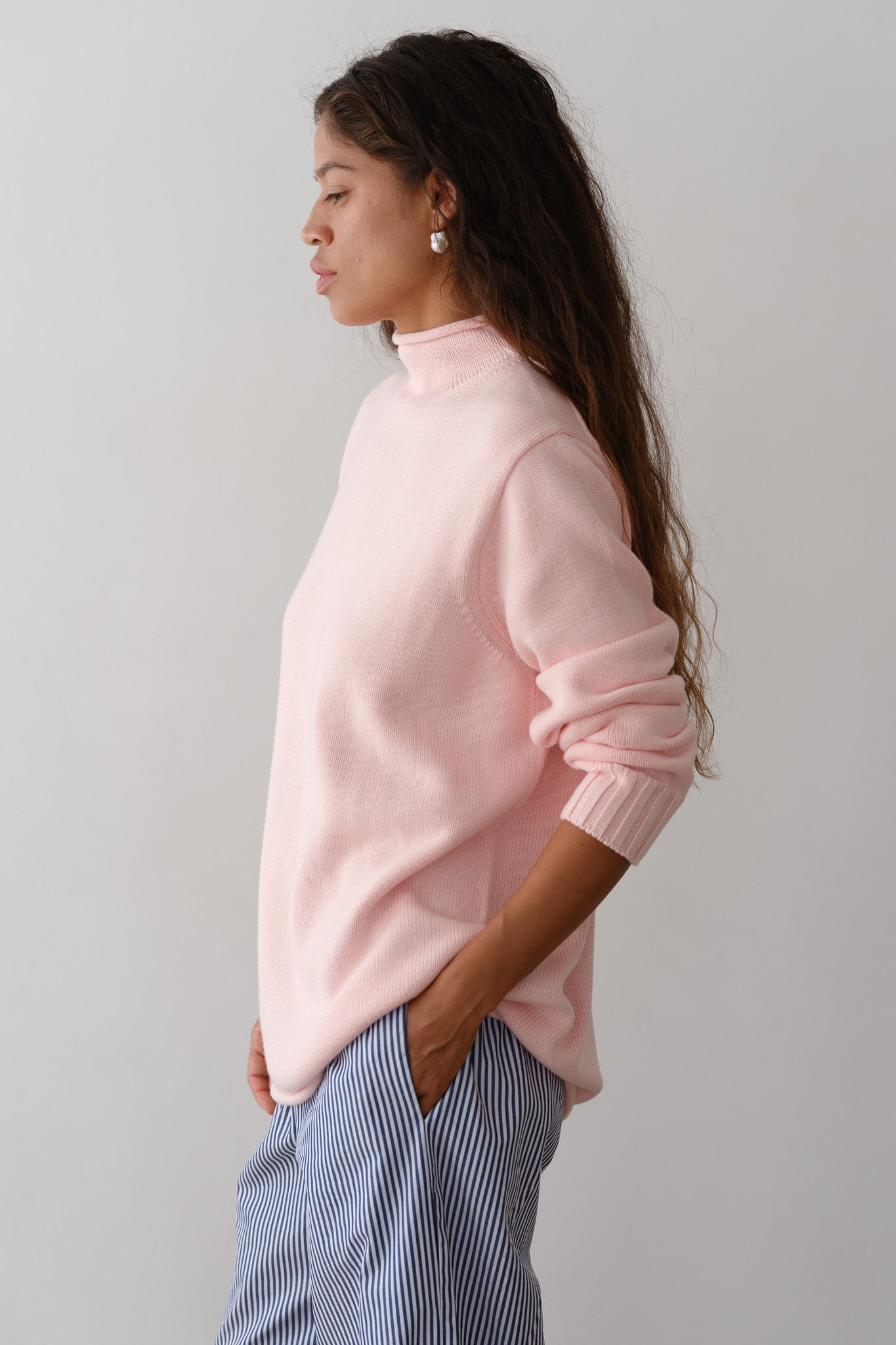 DONNI The Cotton Cashmere Roll Neck Sweater - Ballerina