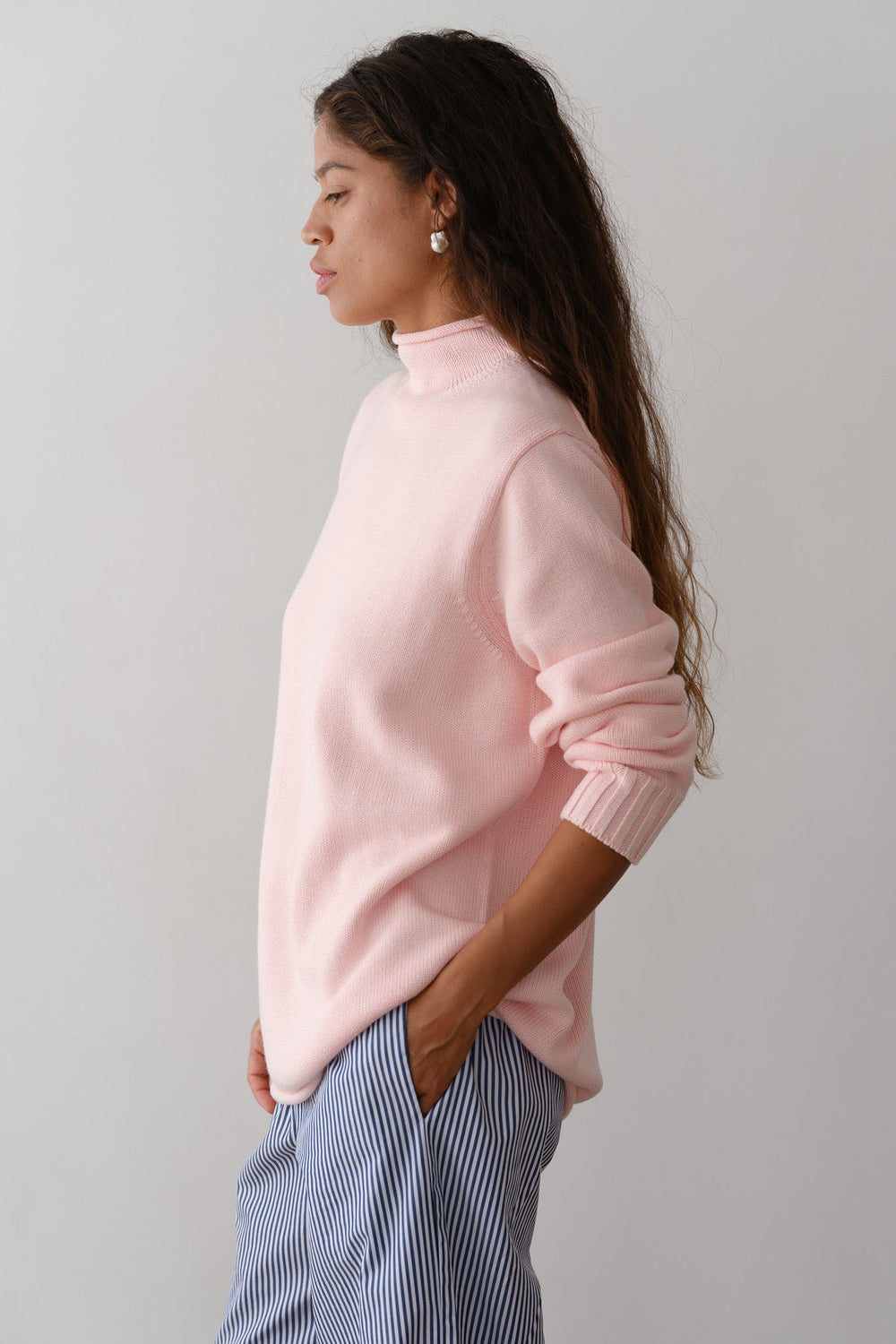 DONNI The Cotton Cashmere Roll Neck Sweater - Ballerina