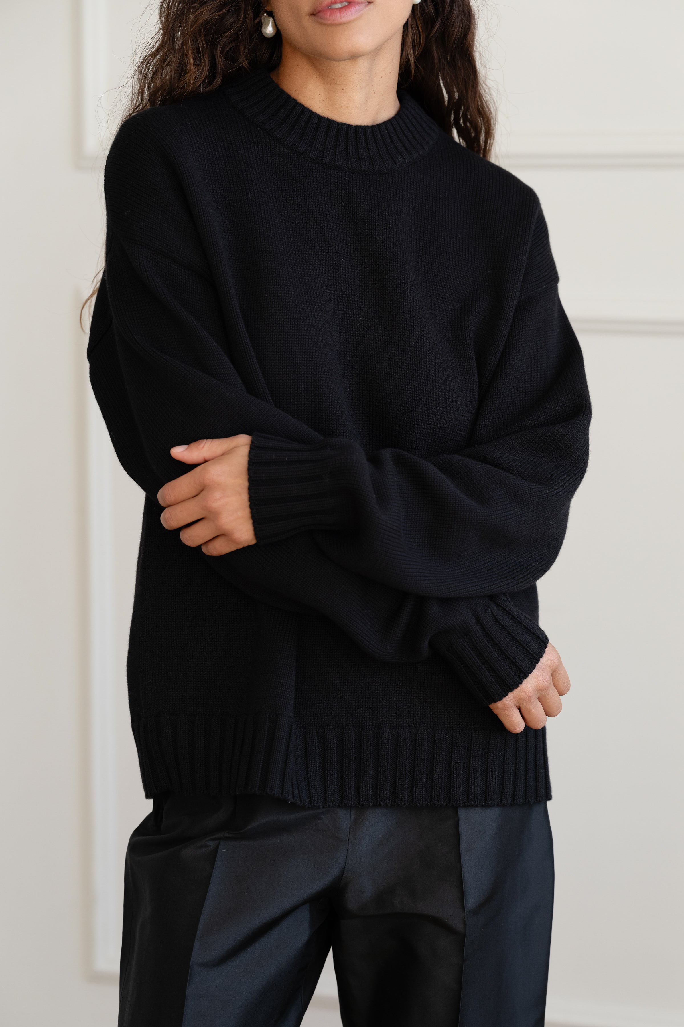 DONNI The Cotton Cashmere Crewneck Sweater - Jet
