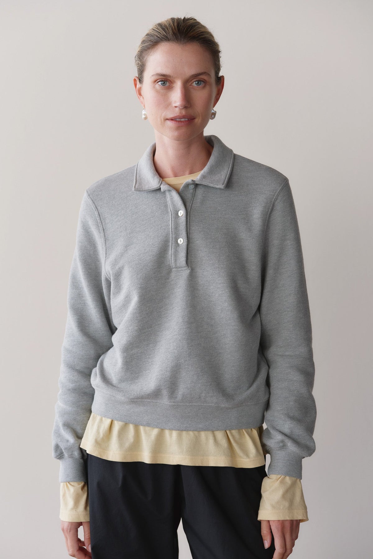 DONNI The Eco-Terry Polo Sweatshirt - Heather Grey