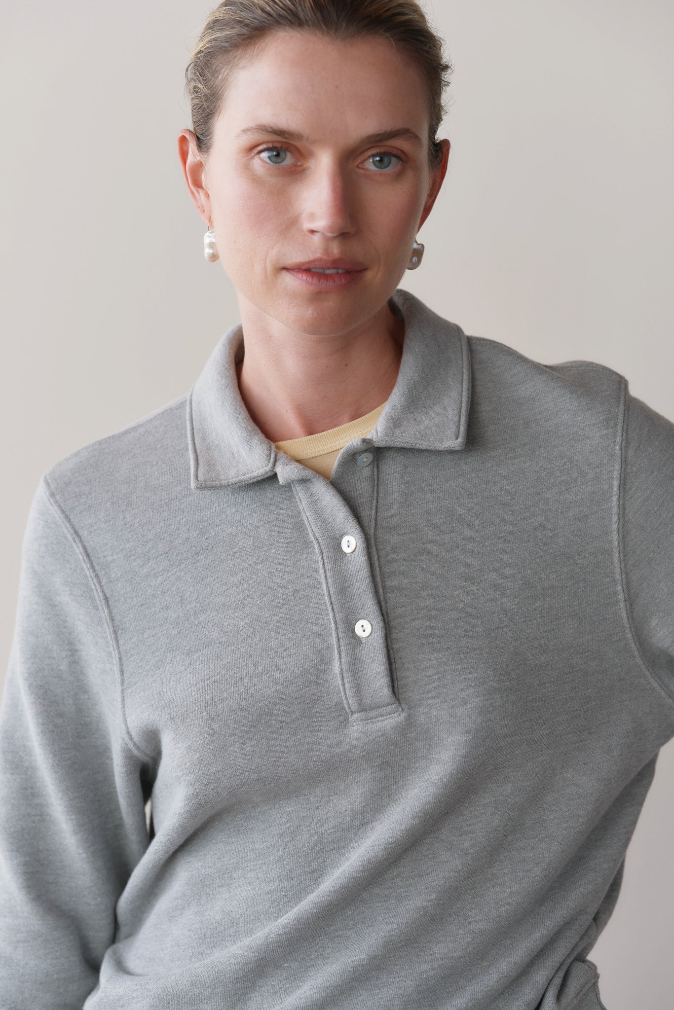 DONNI The Eco-Terry Polo Sweatshirt - Heather Grey