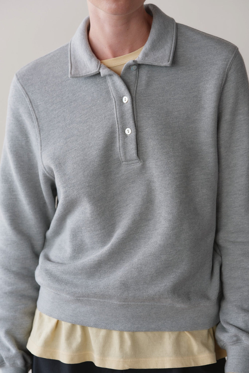 DONNI The Eco-Terry Polo Sweatshirt - Heather Grey