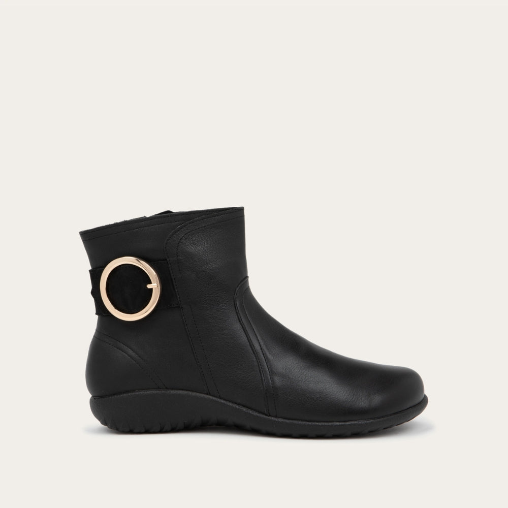 Black Leather / Black Nubuck,35
