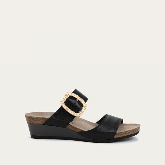 Naot Magic Luxe