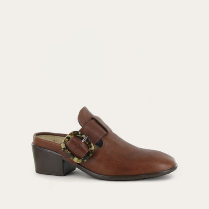 Soft Chestnut Leather,35