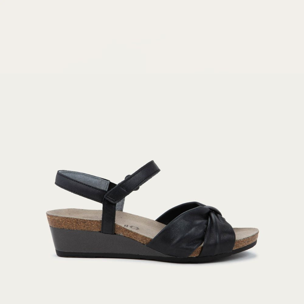 Shiny Black Leather,35