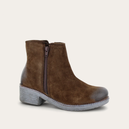 Brushed Seal Brown Suede,35
