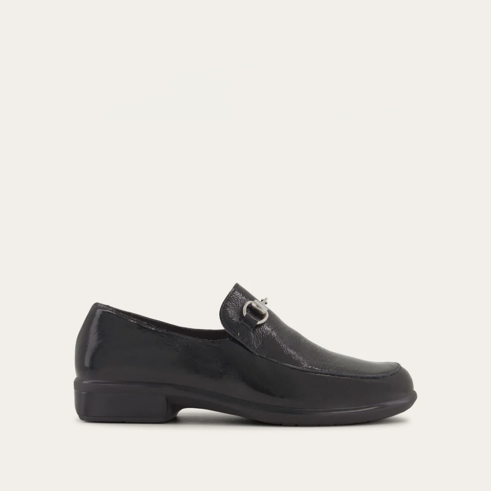 Black Crinkle Patent Leather,35