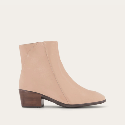 Camel Crinkle Patent Leather,35