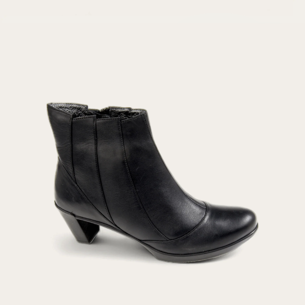 Black Raven Lthr,35