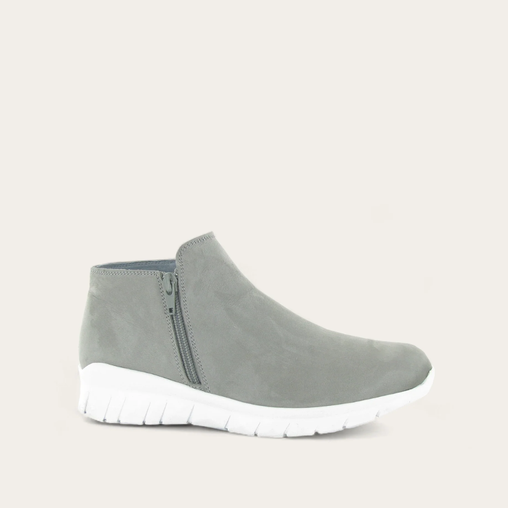 Light Gray Nubuck,35
